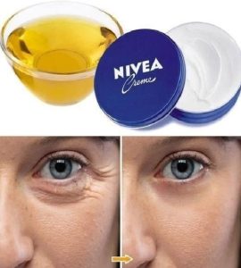 Następnie wymieszaj krem Nivea z oliwą z oliwek, aby Twoja twarz wyglądała o 10 lat młodziej