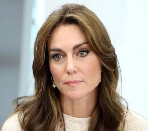 „Nie będzie już Kate Middleton”: Rodzina królewska płacze, księżniczka oznajmia, że…